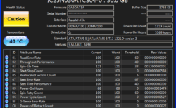 CrystalDiskInfo dark theme reporting drive health and temperature